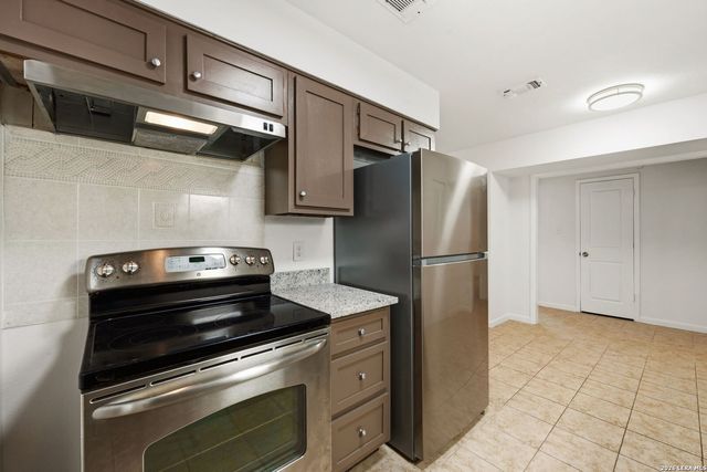 5167 Village, San Antonio, TX 78218