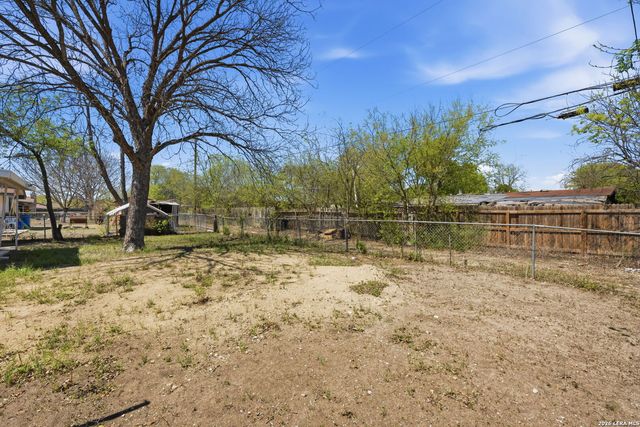 5167 Village, San Antonio, TX 78218