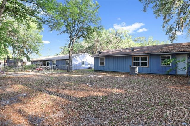 134 Cherokee Cir, Hinesville, GA 31313