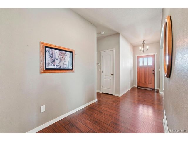 819 Libra Ct, Loveland, CO 80537