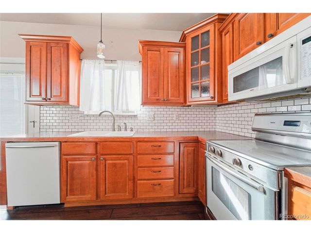 819 Libra Ct, Loveland, CO 80537