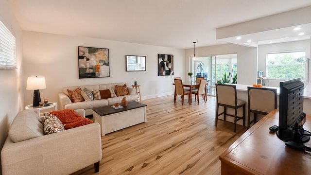21 COLONIAL CLUB Drive 303, Boynton Beach, FL 33435