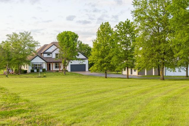 18200 E 191st Street, Pleasant Hill, MO 64080