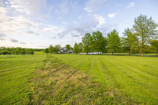 18200 E 191st Street, Pleasant Hill, MO 64080