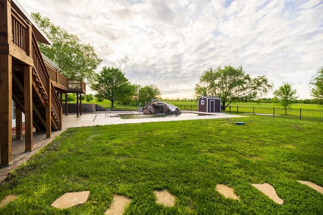 18200 E 191st Street, Pleasant Hill, MO 64080