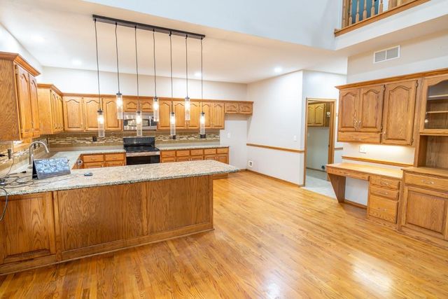 18200 E 191st Street, Pleasant Hill, MO 64080