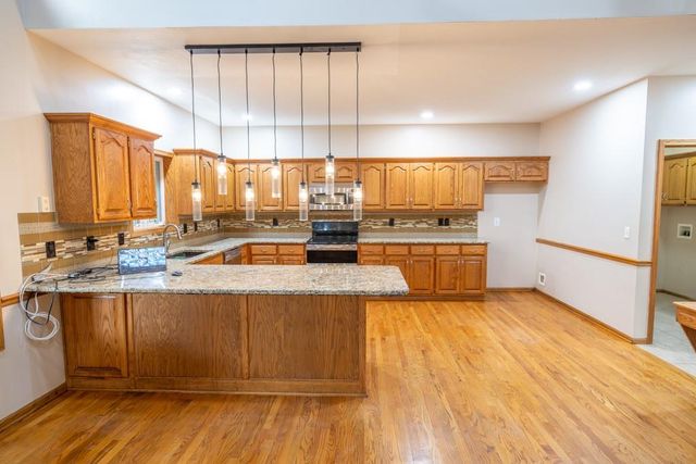18200 E 191st Street, Pleasant Hill, MO 64080