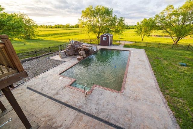 18200 E 191st Street, Pleasant Hill, MO 64080
