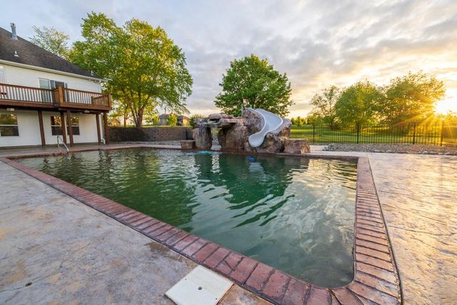 18200 E 191st Street, Pleasant Hill, MO 64080