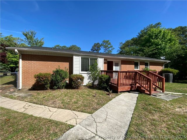 1701 Carter Baron Place, Fayetteville, NC 28304