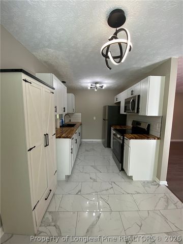 1701 Carter Baron Place, Fayetteville, NC 28304