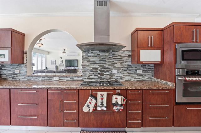 644 HELICONIA, San Juan, PR 00926