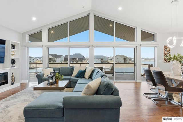 677 Legacy Pointe, Ashland, NE 68003