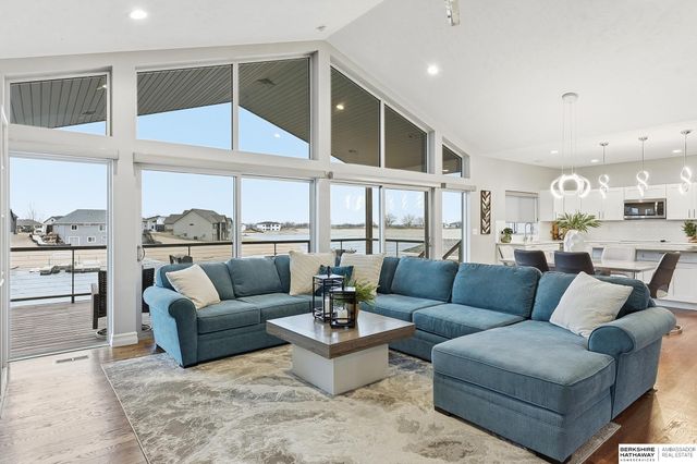 677 Legacy Pointe, Ashland, NE 68003