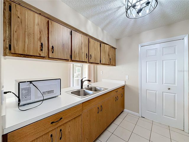 4050 SE 20TH COURT A, Ocala, FL 34480