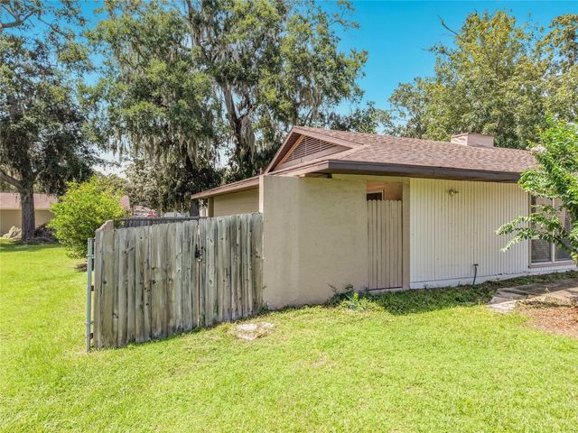 4050 SE 20TH COURT A, Ocala, FL 34480