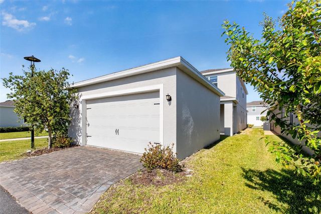 762 MIDDLETON STREET, Debary, FL 32713