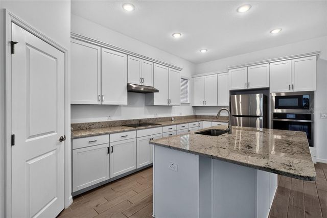 762 MIDDLETON STREET, Debary, FL 32713