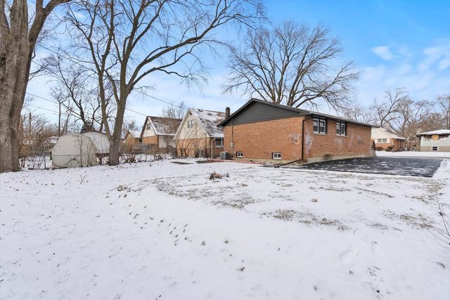 3735 169TH Street, Country Club Hills, IL 60478