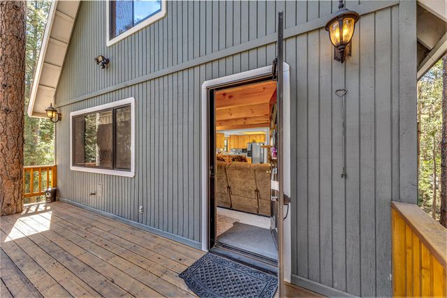 52402 Pine Ridge Road, Idyllwild, CA 92549