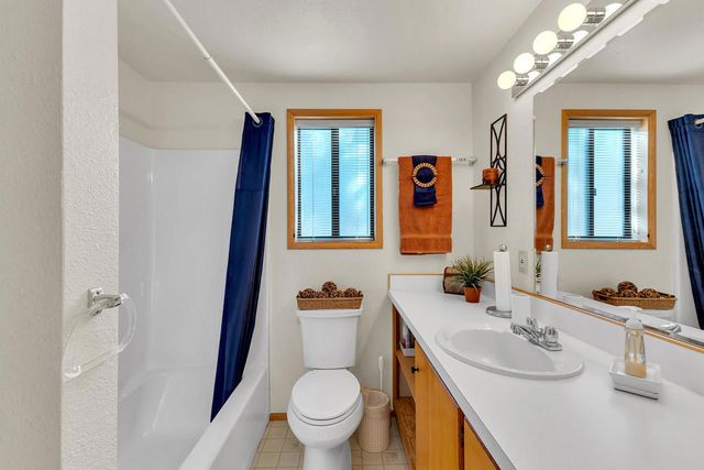 52402 Pine Ridge Road, Idyllwild, CA 92549