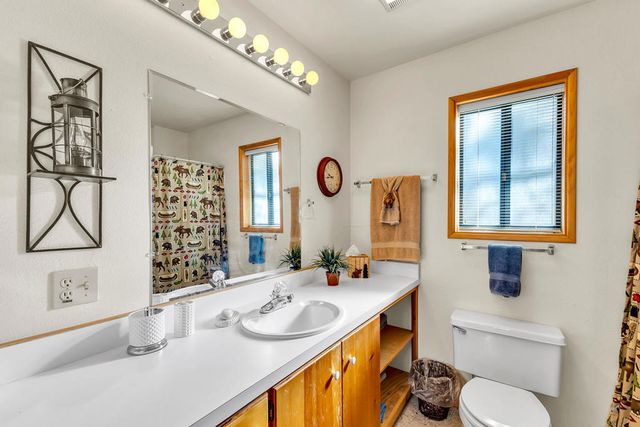 52402 Pine Ridge Road, Idyllwild, CA 92549