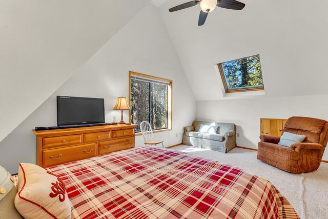 52402 Pine Ridge Road, Idyllwild, CA 92549