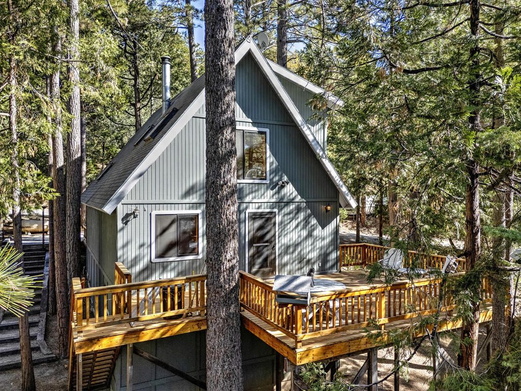 52402 Pine Ridge Road, Idyllwild, CA 92549