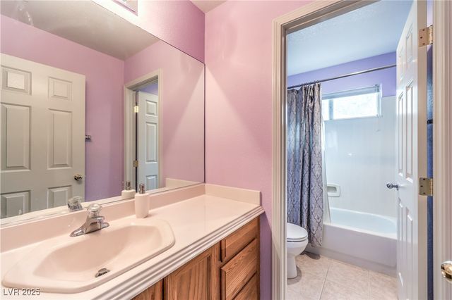 9147 Honey Maple Avenue, Las Vegas, NV 89148