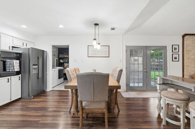 1673 Chisolm Trail, Lewisville, TX 75077