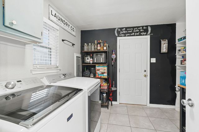 1673 Chisolm Trail, Lewisville, TX 75077