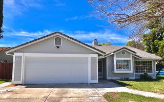2107 Canyon View Dr, Newman, CA 95360