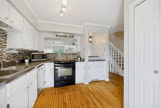 6808 Eastridge Drive B4, Dallas, TX 75231