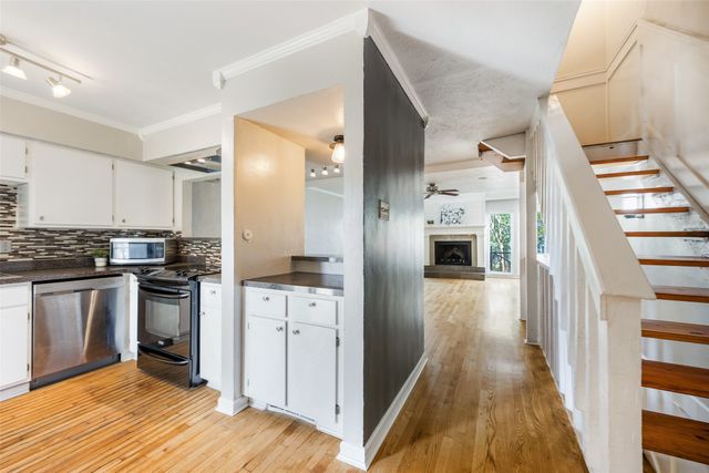 6808 Eastridge Drive B4, Dallas, TX 75231