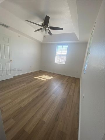 11103 NW 83rd St 201, Doral, FL 33178