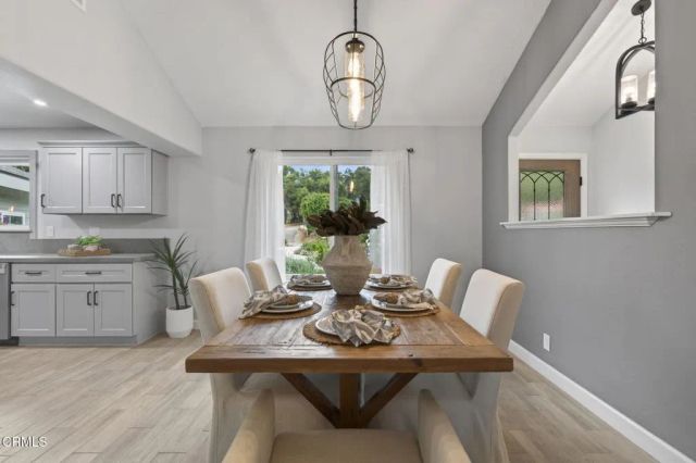 594 S La Luna Avenue, Ojai, CA 93023