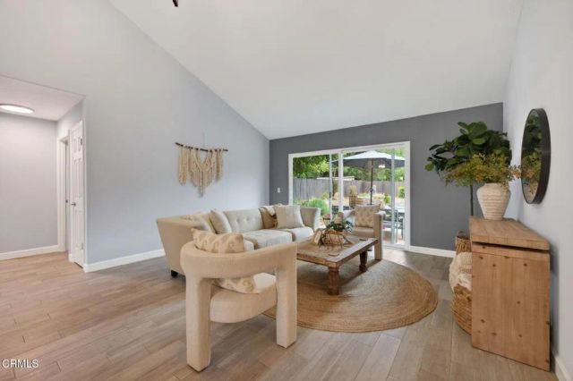 594 S La Luna Avenue, Ojai, CA 93023