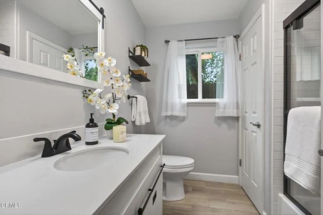 594 S La Luna Avenue, Ojai, CA 93023
