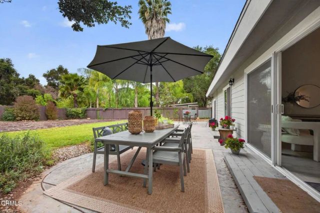 594 S La Luna Avenue, Ojai, CA 93023