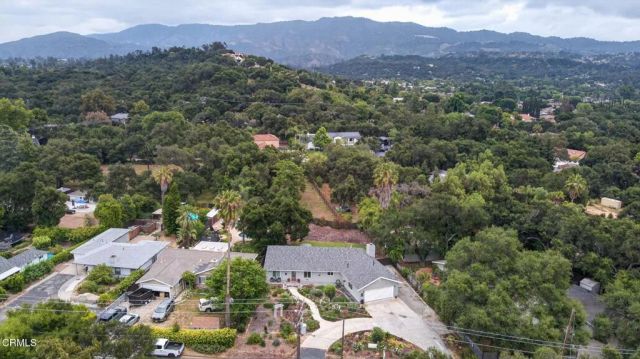594 S La Luna Avenue, Ojai, CA 93023