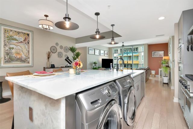 1120 E KENNEDY BOULEVARD 611, Tampa, FL 33602