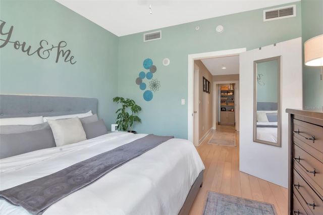 1120 E KENNEDY BOULEVARD 611, Tampa, FL 33602