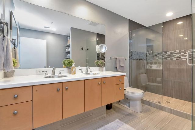 1120 E KENNEDY BOULEVARD 611, Tampa, FL 33602