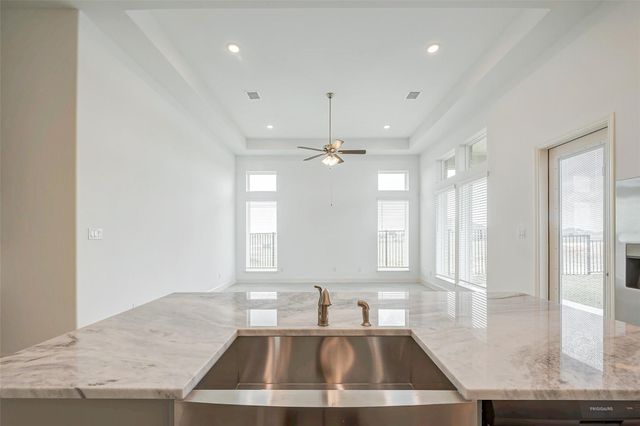 3007 Golden Isle Drive, Texas City, TX 77568