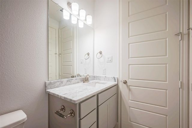 3007 Golden Isle Drive, Texas City, TX 77568