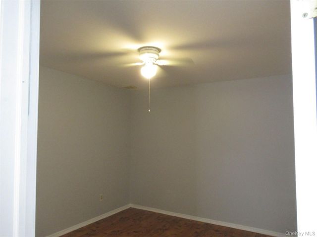 6091 54th Street 2R, Maspeth, NY 11378