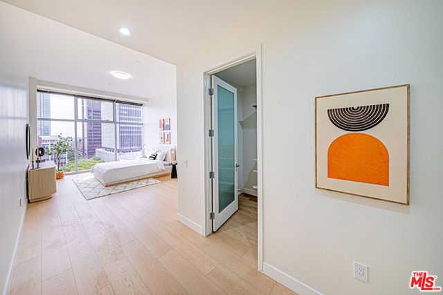 3223 W 6th Street 806, Los Angeles, CA 90020
