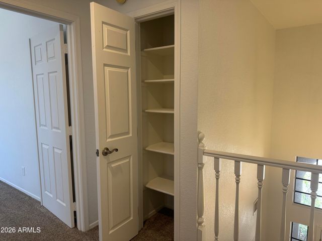 3927 E LAVENDER Lane, Phoenix, AZ 85044