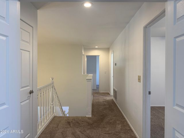 3927 E LAVENDER Lane, Phoenix, AZ 85044