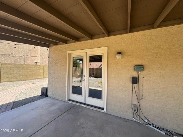 3927 E LAVENDER Lane, Phoenix, AZ 85044